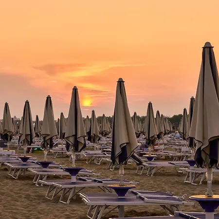 Apartment Seafront Building In A Great Location - Beahost Bibione